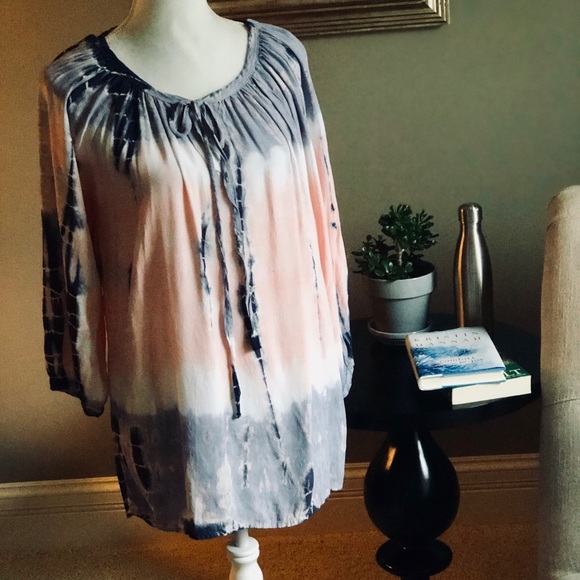 🆕 ❗️LAST ONE❗️ALUNA LEVI PEASANT TOP ☮️ - Picture 2 of 6